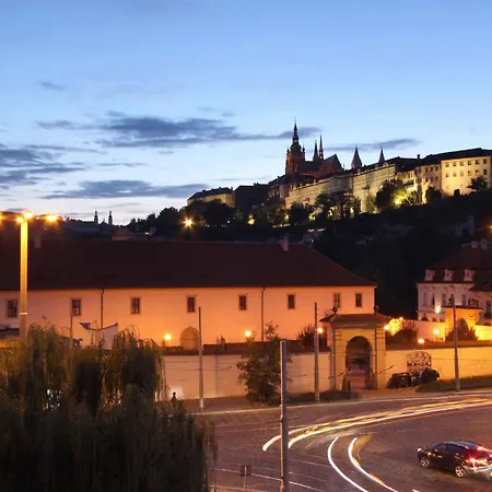 Hotel Klarinn Prague Castle-2